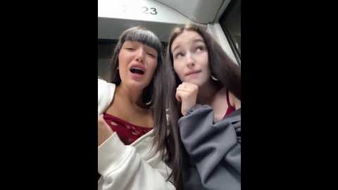 sophie_avory @ stripchat on 20251013