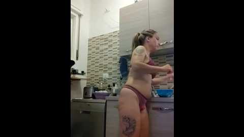 dark_angel_22 @ stripchat on 20251014