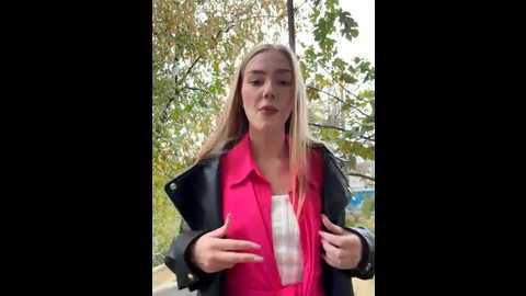 milamoone @ stripchat on 20251015