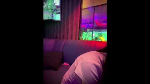 littleqiu @ stripchat on 20251017