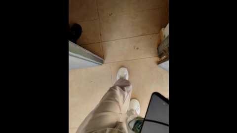 shaoshao_7758 @ stripchat on 20251017