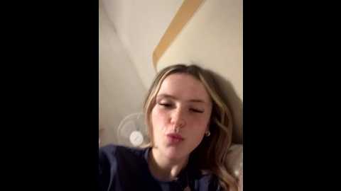 elliemaexoxo @ stripchat on 20251018