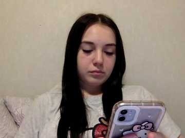 polly29332 @ stripchat on 20251019