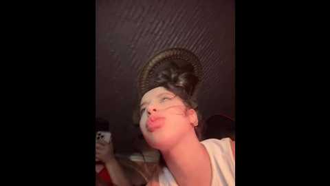 queentaraf999 @ stripchat on 20251019