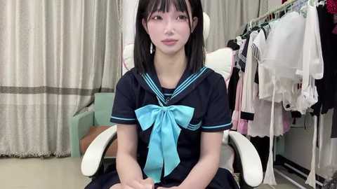 yiyi_707 @ stripchat on 20251019