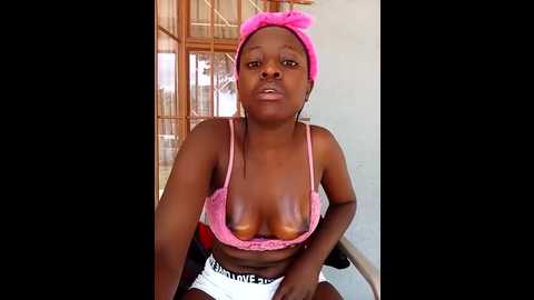 blackpearl_19 @ stripchat on 20251021