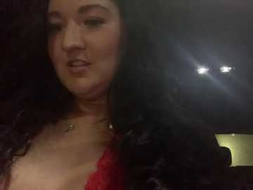 kinkykylieuk_