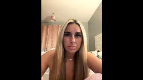 elliemaebaby @ stripchat on 20251022