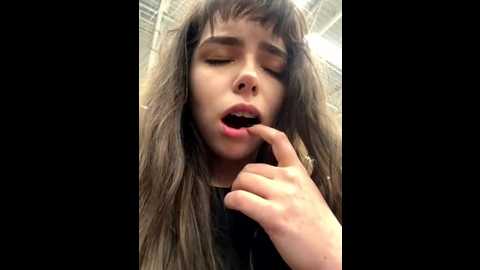 pantyless @ stripchat on 20251022