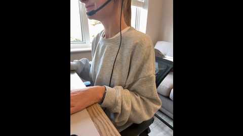 phoebe_lily