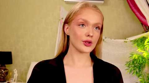 slay_blonde @ stripchat on 20251022