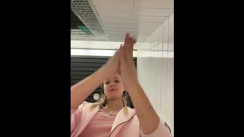 lia__love @ stripchat on 20251023