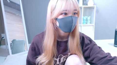 una_chan_ @ stripchat on 20251023