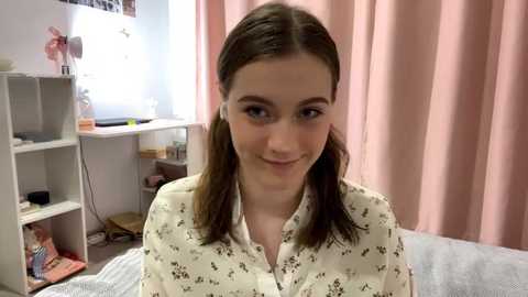 kira_sanders @ stripchat on 20251024