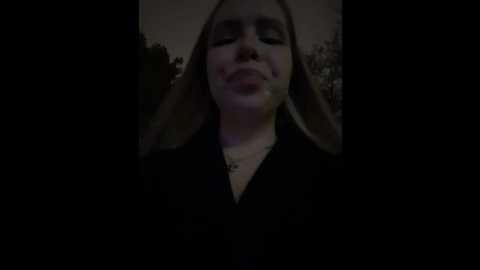 liza_risky @ stripchat on 20251024