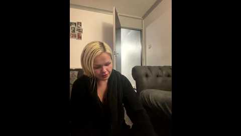 cherryxox_ @ stripchat on 20251025