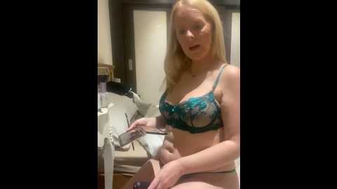 madamlillyrose @ stripchat on 20251025