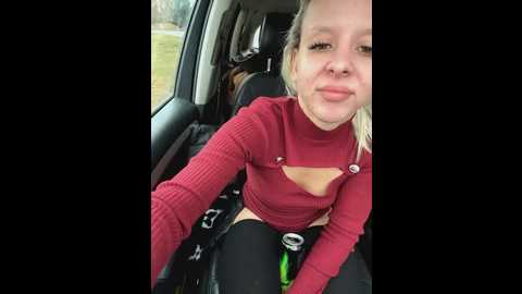 likacat @ stripchat on 20251029