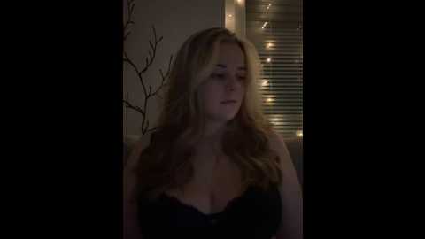 lisaxtra @ stripchat on 20251029