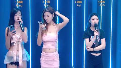 queen_001 @ stripchat on 20251029