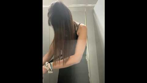 xixi_28 @ stripchat on 20251029