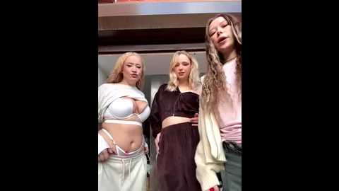 rolldolls @ stripchat on 20251030