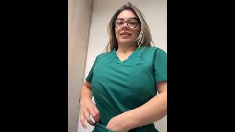 alicee16 @ stripchat on 20251101