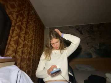 eva_angel3 @ stripchat on 20251101