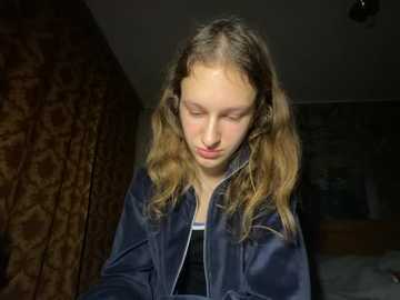 eva_angel3 @ stripchat on 20251102