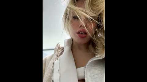 sssativa_model @ stripchat on 20251102