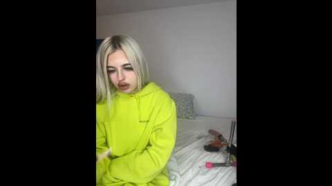 steffi_snowbunny @ stripchat on 20251103