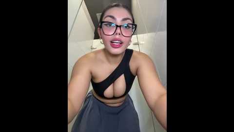 zui_lu @ stripchat on 20251103