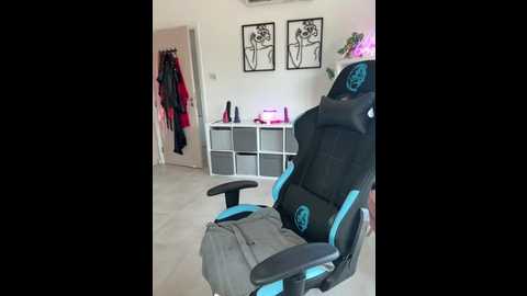 lara_bergmann @ stripchat on 20251105