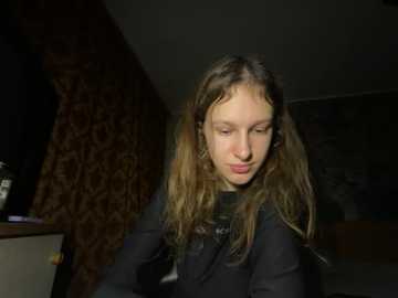 eva_angel3 @ stripchat on 20251106