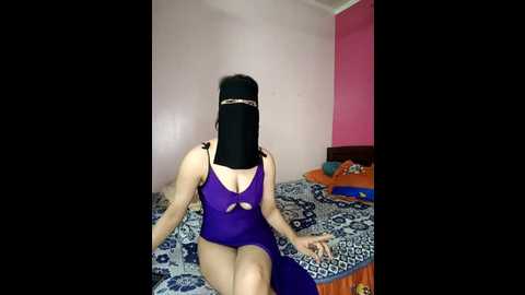 meral1 @ stripchat on 20251106