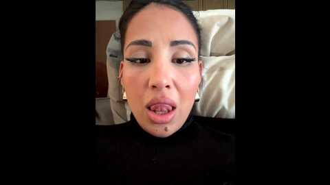 nymphchen_stella @ stripchat on 20251106