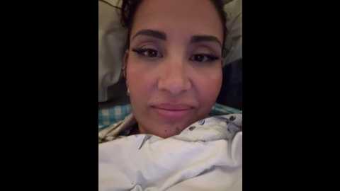 nymphchen_stella @ stripchat on 20251106