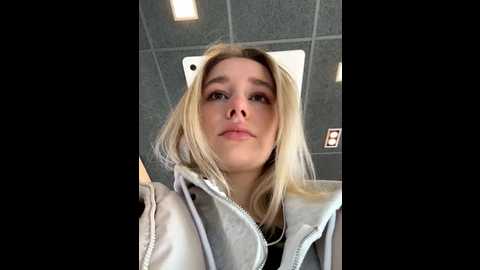 sssativa_model @ stripchat on 20251107