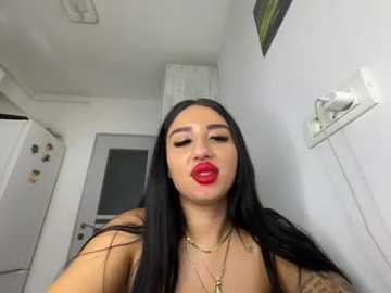 blueeyes_bb @ stripchat on 20251109