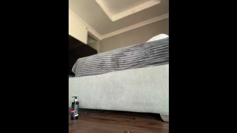 emiss_ @ stripchat on 20251109