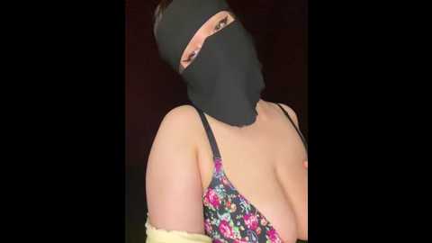 roovaan_xx @ stripchat on 20251111