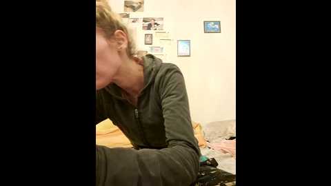 polonski88_official @ stripchat on 20251112