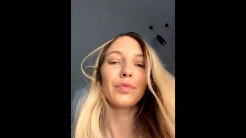 adelina0001 @ stripchat on 20251113