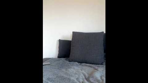 lauraluxxx @ stripchat on 20251113