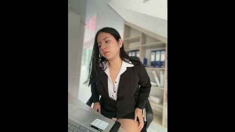 val_princess @ stripchat on 20251113