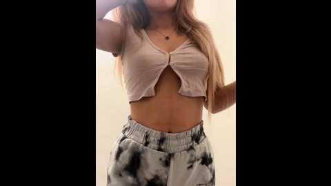 holly_glamour @ stripchat on 20251114