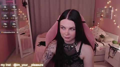 michela_fruet @ stripchat on 20251114