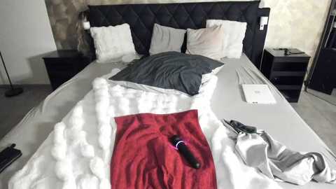 amanda_jewelzx @ stripchat on 20251116