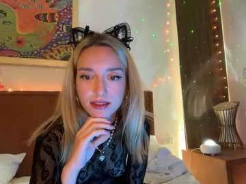 sirenabelle @ stripchat on 20251116