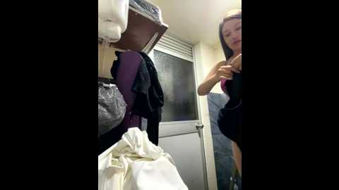 roouse @ stripchat on 20251117